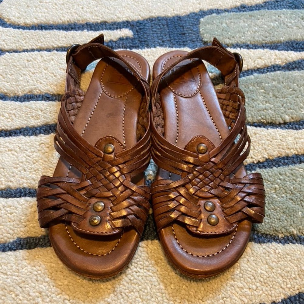 Frye Jacey Huarache Style Sandal Sz 7.5 Brown
